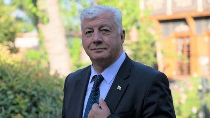 Ще бъде сменена става на крака Кметът на Пловдив Здравко