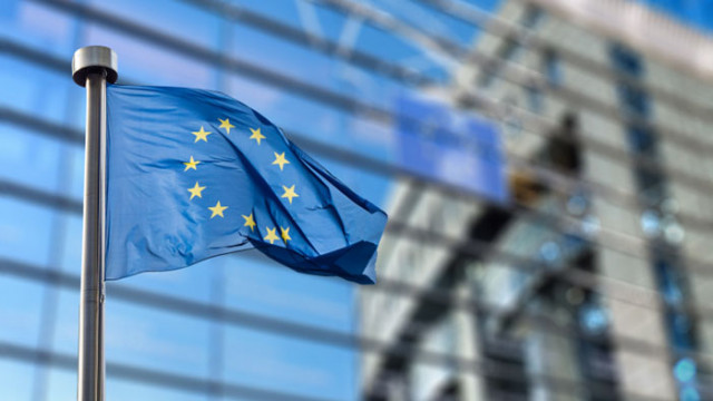 Европейската комисия планира да затвори половината от офис сградите си