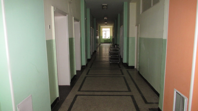 Удължават срока на управителя на болницата Иван Раев в Сопот