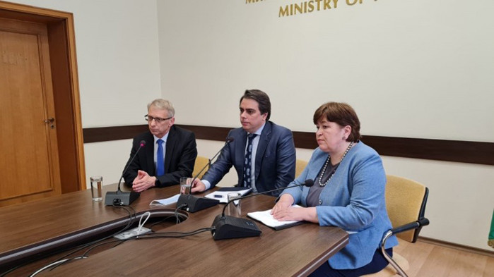 В подкрепа на туризма: Пращат 30 хил. ученици и учители на лятна почивка