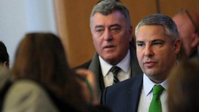 След като се кандидатира във Фейсбук за депутат, вече има