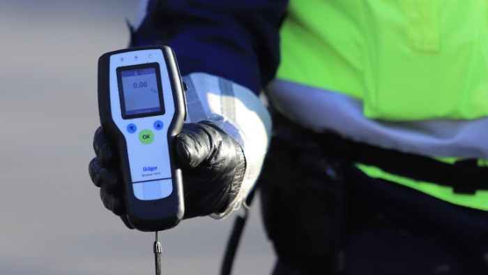 Хванала служител на МВР да кара с близо 3 промила алкохол