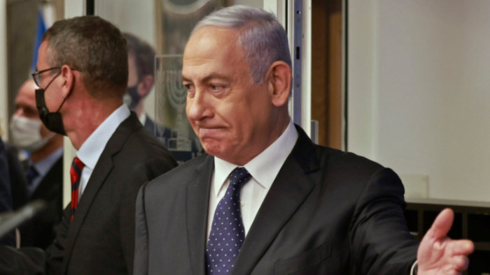 Нетаняху опитва да задържи властта, опонентите му са близо до коалиция