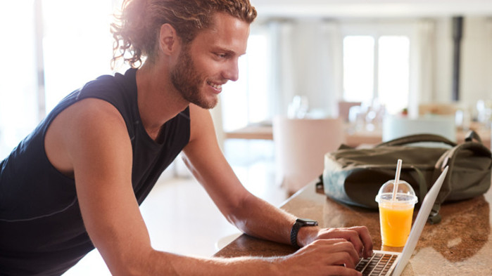 Колкото и добре да изглеждаме с кок или с високо