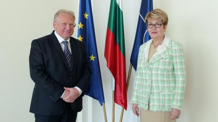 Министър Стоев: Между България и Русия съществуват дългогодишни традиции и приятелски отношения
