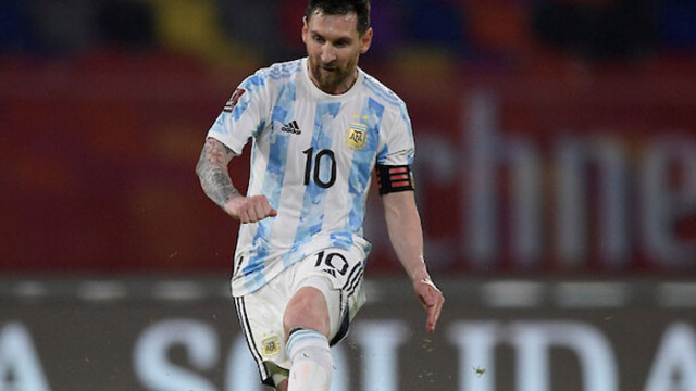 Лионел Меси отбеляза дузпа но Аржентина пропусна шанса да измести