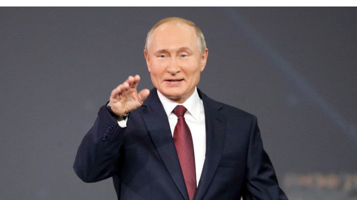 Руският президент Владимир Путин заяви в петък, че Газпром нефт е