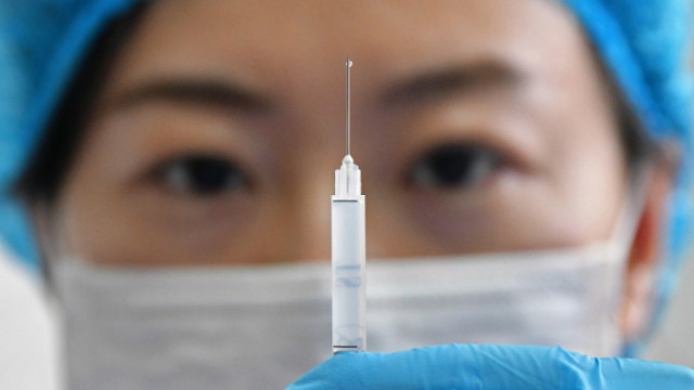 Китай одобри за спешна употреба ваксината Синовак срещу COVID 19 при