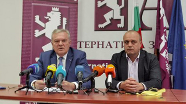 Доц Атанас Мангъров няма да е кандидат за депутат на 