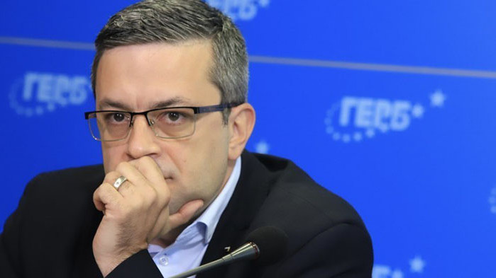 Знаят ли изобщо службите за Настимир, та да вземат вероломното решение да го подслушват…