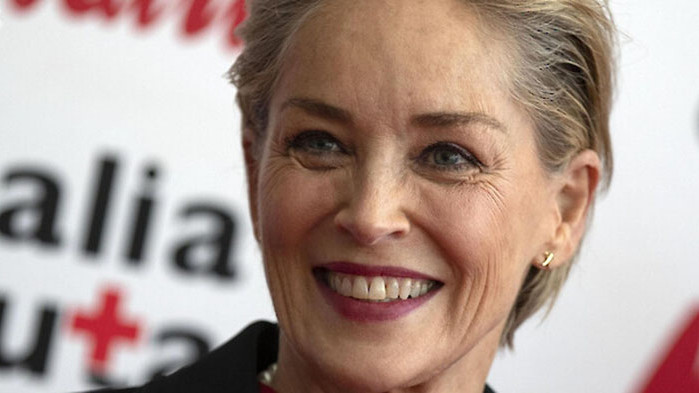 Шарън Стоун има изключителен живот. Тя е била сервитьорка, модел,