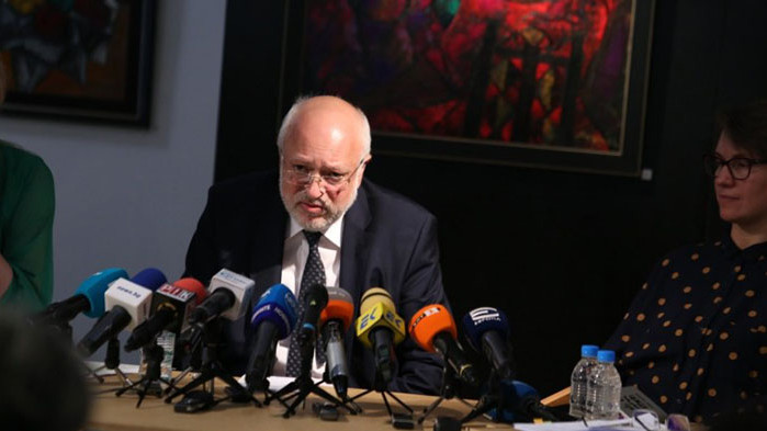 Минеков: Не съм сплашвал журналисти