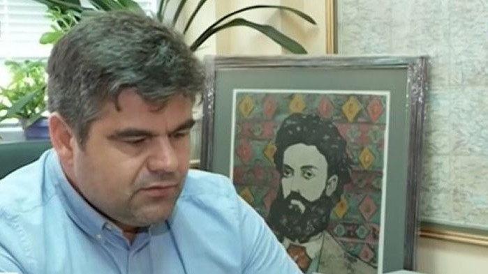 Наясно съм защо полицаят Папалезов има обвинение в прокуратурата. Видяхте