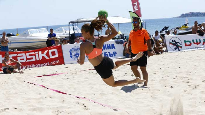 През уикенда в Несебър приключи държавното първенство по плажен хандбал,