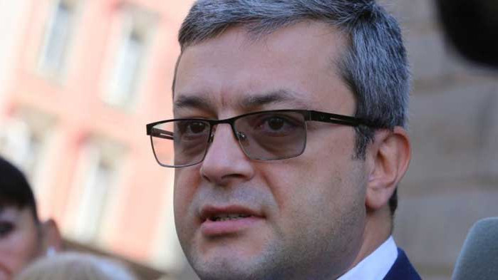 Изборният кодекс на Станислав Трифонов се превръща в една пародия,