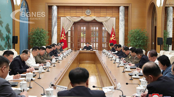 Ким Чен Ун ожесточи войната с дънките и чуждите филми
