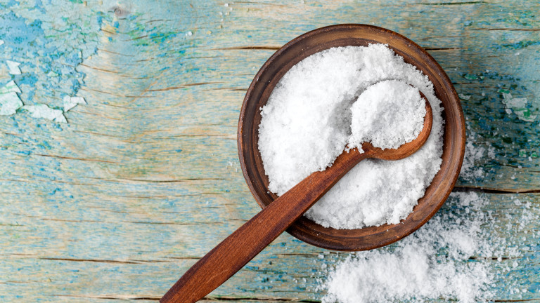 Солта и как да почистим кухнята си само с нейна помощ
