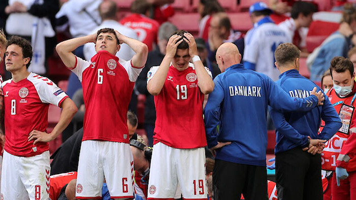 Лаудруп критикува УЕФА за доиграването на мача Дания - Финландия