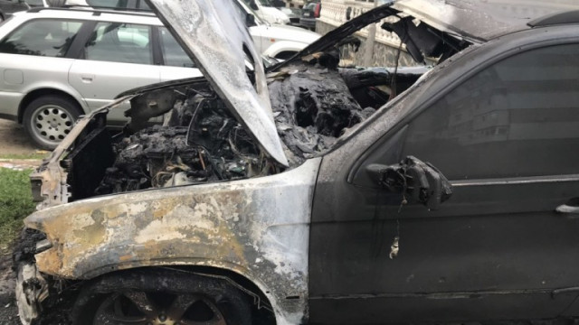 Неизвестни запалиха автомобила на учител в Разлог  съобщава Нова телевизия Палежът