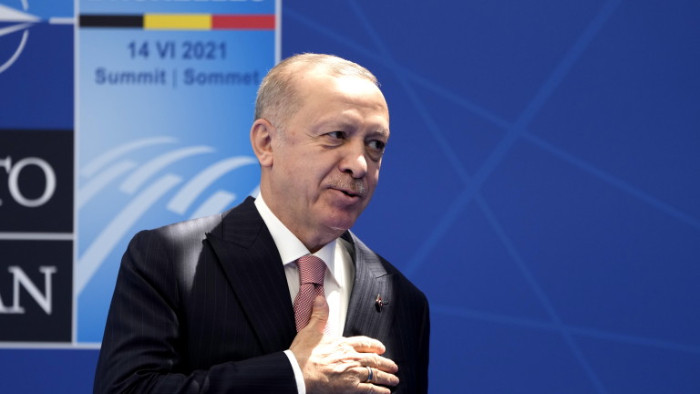 Турският президент Реджеп Ердоган коментира, че съживяването на диалога между членовете на НАТО Турция