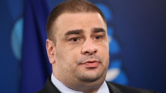 От профила във Фейсбук на Борис Марков  Спряха бонусите на администрацията