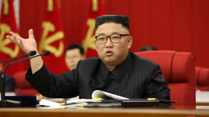Лидерът на КНДР Ким Чен-ун по време на реч на