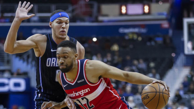 Заразен с COVID-19 играч от НБА играл тенис в Чикаго