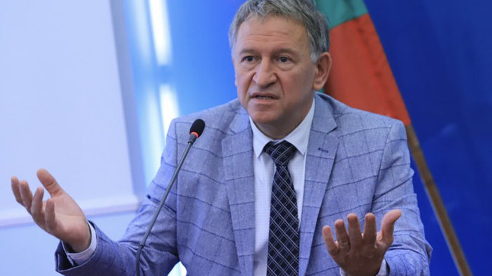 Кацаров трансформира Националния ваксинационен щаб в Консултативен съвет