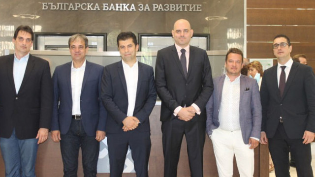 Министърът на икономиката Кирил Петков представи пред работещите в Българската