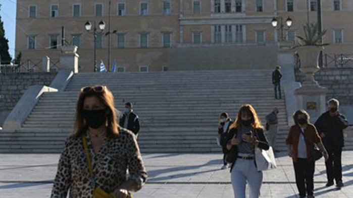 Седем гръцки митрополити са били приети в болница днес, след