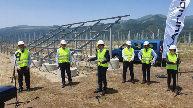 Аурубис ще изгради най големия соларен парк за вътрешно потребление в