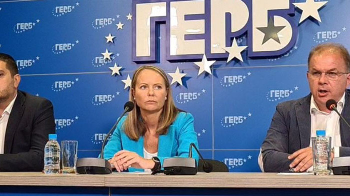 ГЕРБ алармират за нарушения на машините: Имал ли е достъп активист на „Да, България“ до софтуера?