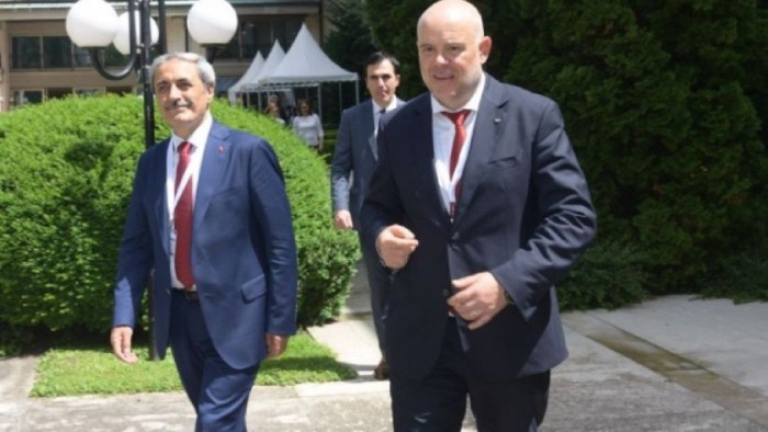 “Съвременната престъпност няма граници, само с общи усилия може да