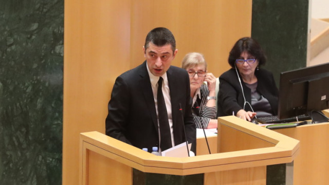 Грузия прие конституционни поправки преди изборите