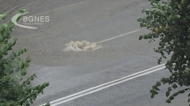 Проливни дъждове се изсипаха в цялата Великотърновска област Долна Оряховица