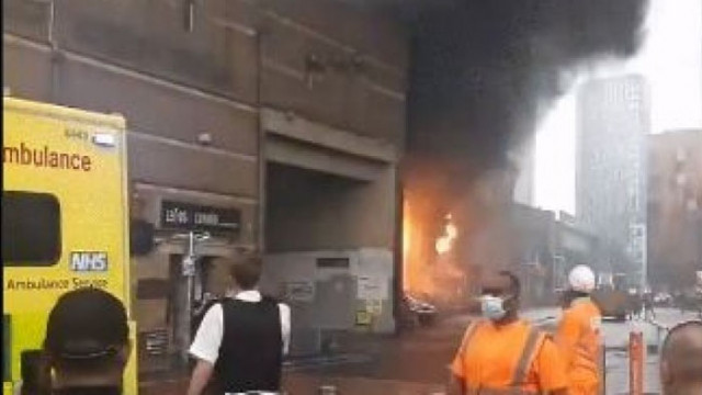 Голям пожар е избухнал в метростанция Елефант Касъл в
