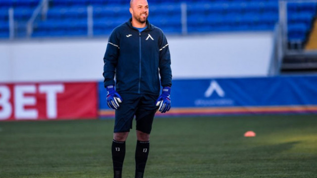 Вратарят Николай Михайлов навърши днес 33 години Той говори пред