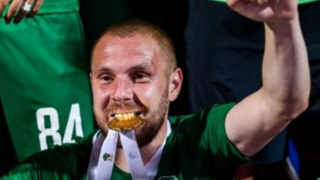 Моци ще завърши кариерата си в Лудогорец