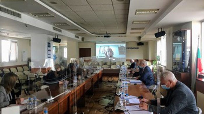 Изненада: Токът от днес поскъпва с 4,40%, парното средно с 16,23 на сто