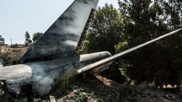 Военен самолет се разби във Филипините, има жертви