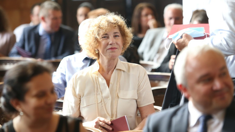 Америка се завръща. Toва заяви дългогодишният посланик на България в САЩ,