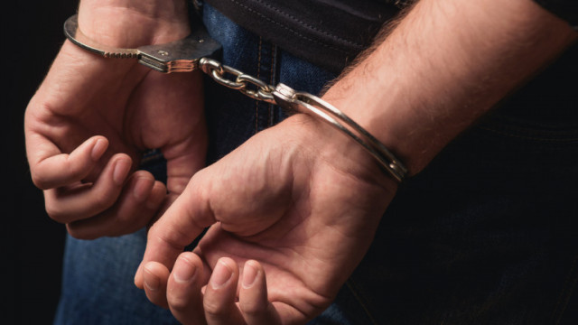 Във Варна е задържан под стража 40 годишен мъж по подозрение за купуване