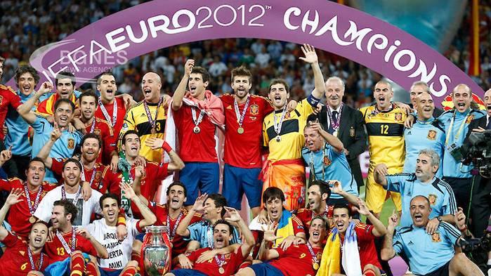 Отборът на Испания е безгрешен в досегашните си четири полуфинални
