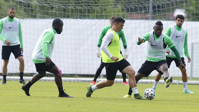 Клаудиу Кешеру е в топ 20 на Европа