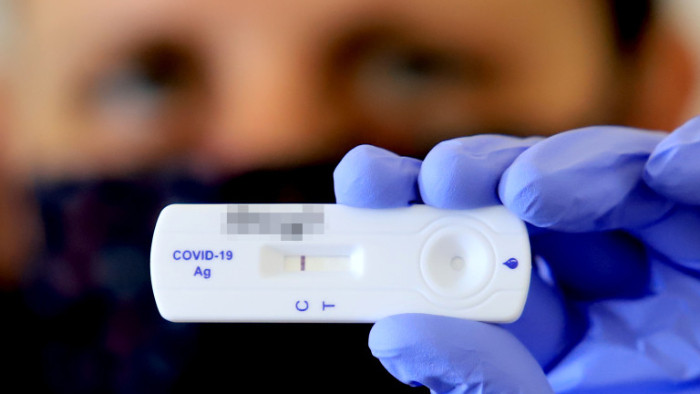 SD Biosensor и нейните антигенни тестове направиха основателя на компанията милиардер