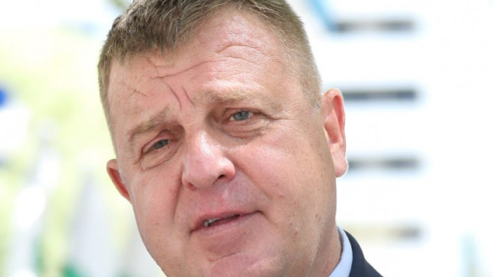 В отговор на казаното от служебния министър на отбраната заявявам,