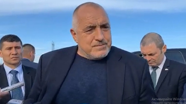 В момента няма предизборна кампания. Никога не е имало такива