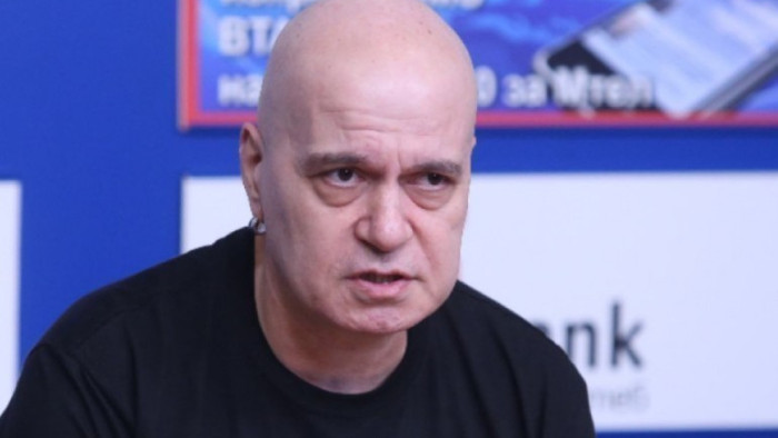 Слави Трифонов се оправда, че не е разбран правилно по