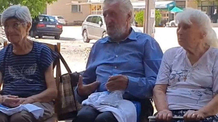 Щурмоваците на Рашков атакували 85-годишен, заради концерт на „Българските патриоти“