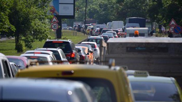 Ограничения за замърсяващите коли ще има от 1 януари 2022